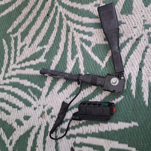 Vauxhall corsa seat belt - vauxhall,