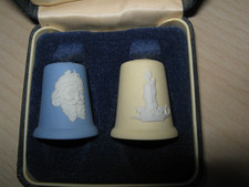 Wedgwood CHRISTMAS 1993 blue/yellow Jasperware Thimbles Boxed