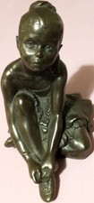 Heredities ballerina figure — Ballet Dancer. Cold cast bronze resin signed by AG