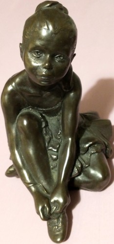Heredities ballerina figure