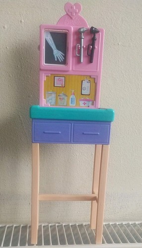 Mattel barbie pediatrician - ,
