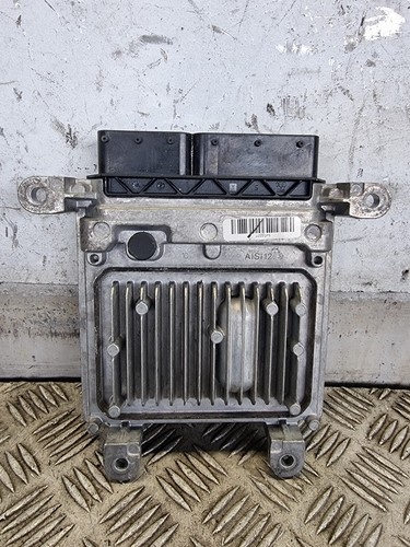 Mercedes e220 engine control - mercedes,
