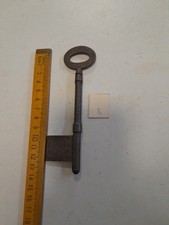 Old large key - large, blank,