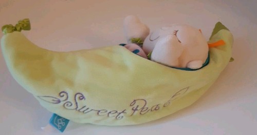 Manhattan toy snuggle pod - manhattan,