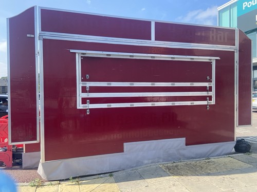 Top spec catering trailer - top,