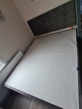 Bed with 24" headboard on Struts