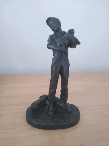 Boy with pigs cold cast - with,