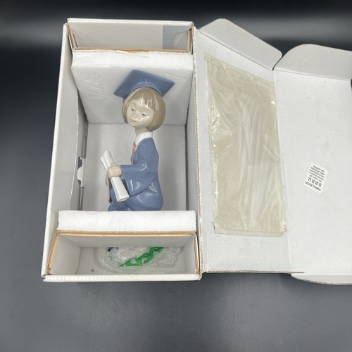 Lladro commencement graduating - commencement,