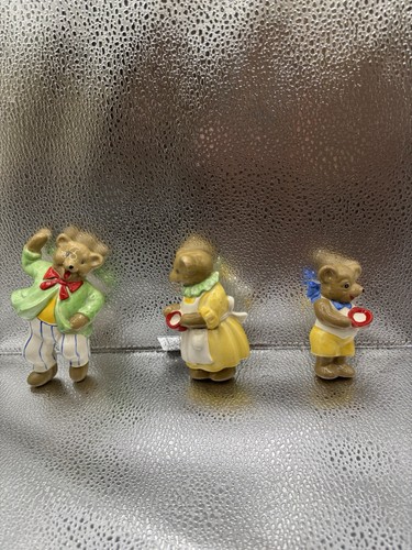 Kelsboro ware three - ware, bears