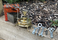 Vintage Brass Primus No.96 Paraffin Camping Stove Tools & Tin Fishing Hiking