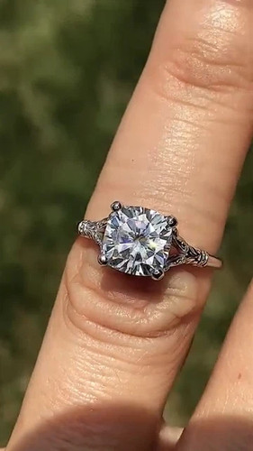 Cushion cut igi - cushion,