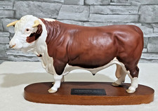 Beswick Hereford Bull Rare Ringed Large Connoisseur Model on Plinth A2542A