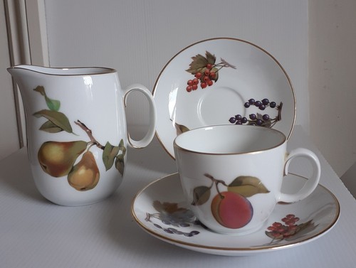 Royal worcester evesham small - worcester,