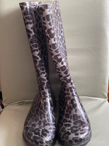 Leopard print wellies size - leopard,