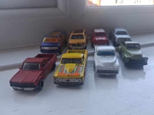 Hot wheels matchbox van - wheels,