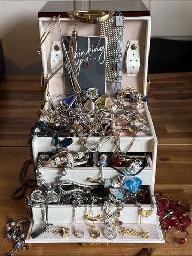 Jewellery box job - job, lot