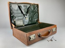 LOVELY OLD WORN VINTAGE 1930's