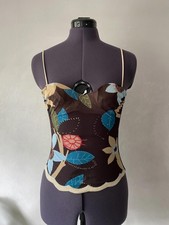 Vintage brown floral mesh