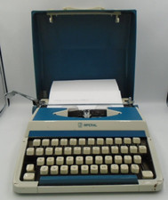 Imperial Litton 201 Portable Vintage Typewriter Cream & Blue in Portable Case