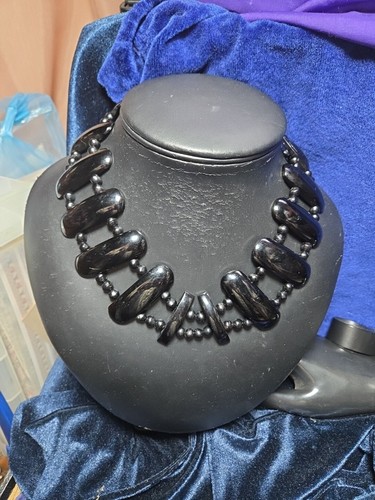 Antique victorian whitby jet - victorian,