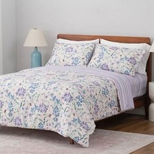 Supersoft by Cozee Home Reversible Butterfly Floral 4 Piece Duvet Set in Purple