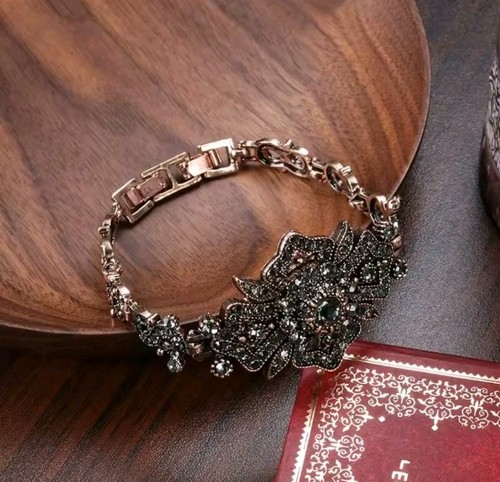 Vintage beautiful bracelet - vintage,