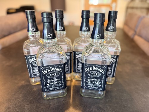 Jack daniels whiskey - 6,