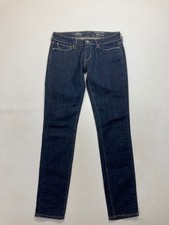 LEVI’S SLIGHT CURVE SKINNY