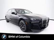 2025 BMW 740i xDrive 740i