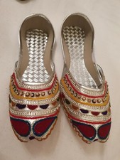Pakistani Handmade khussa With Multi-coloured Embroidery Size 6