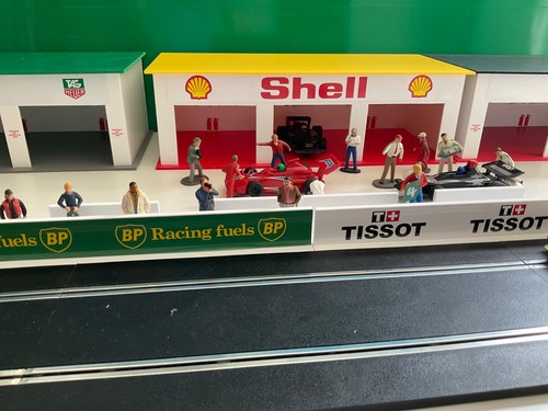 Scale shell car pit - 1:32,