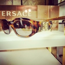 NIB!! SOLD OUT!!Authentic