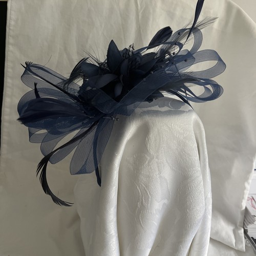 Beautiful navy fascinator - navy, with