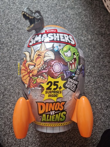 Zuru smashers dinos aliens - dinos, vs