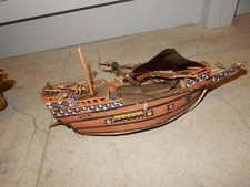 SPANISH ARMADA CASUALTY GALLEON  ? SOLID WOOD HULL PAINTED  MODEL TO RESTORE ,