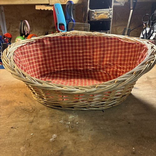 Cat dog wooden - wooden, basket