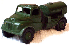 DINKY MILITARY DIECAST MODEL  (MILITARY ARMY WATER TANKER) No 643/CLEAN/USED