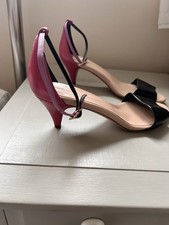 Italian made, ladies Pink & Black Sandals, small heel, with ankle strap Size 39.