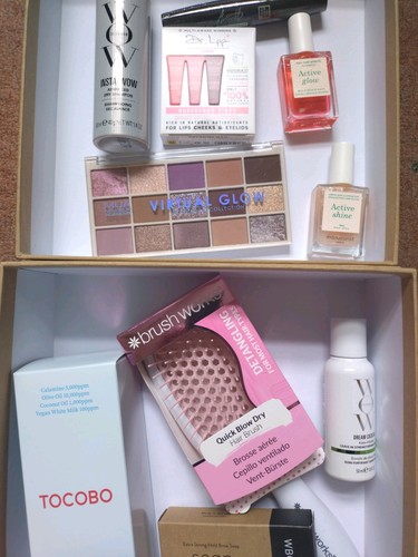 Mixed beauty - mixed,