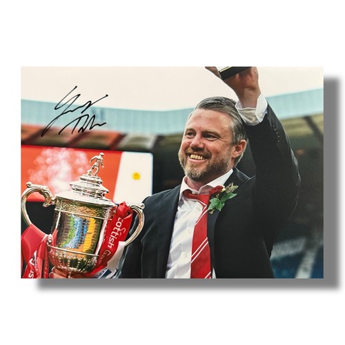 Signed thelin aberdeen - signed,
