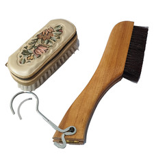 Vintage 2 x VANITY BRUSHES