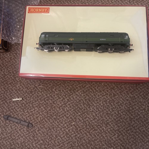 Hornby class mammoth diesal - 47,