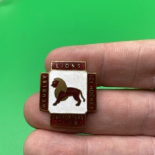 Vintage Wembley Lions Ice