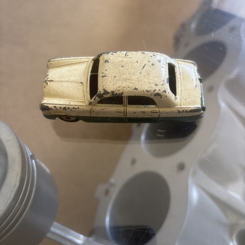 Dinky toys no162 - dinky, ford