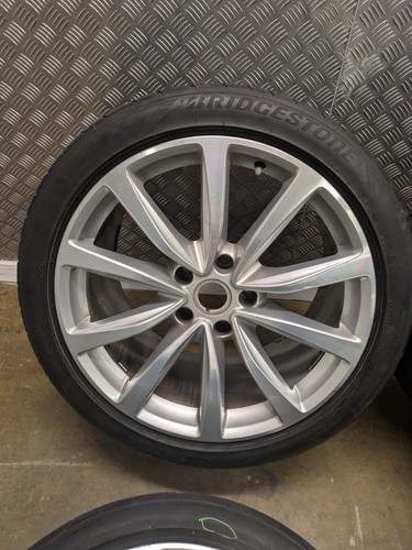 Rear genuine original aston - 1x,