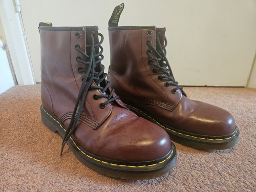 Size cherry doc marten - uk, 8