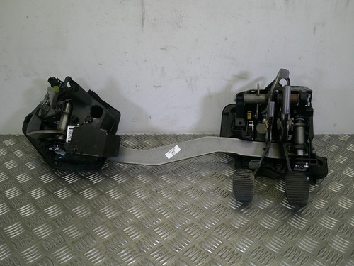 Fiat 500 red - pedal, box
