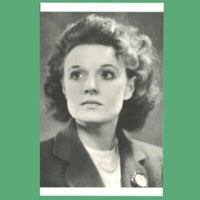 POSTCARD - Photograph of Muriel Spark - Penguin Modern Classics Portrait