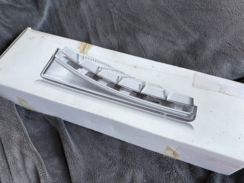 Genuine apple keyboard - in, box