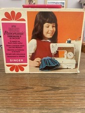 Singer sewing machine little - sewing,